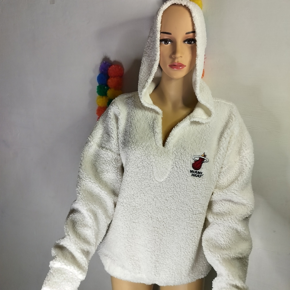 Women's Miami Heat Conc Sport Cream Fluffy Long Sleeve Hoodie Top. Great deal 💯
